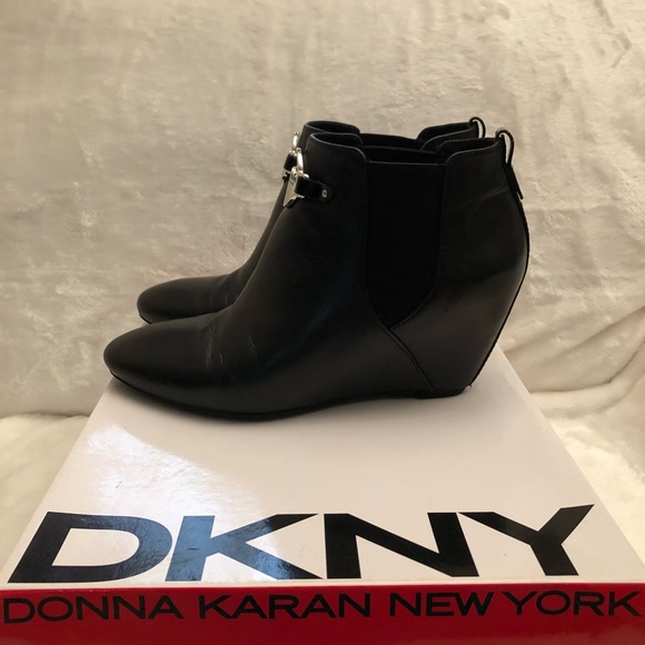 DKNY boots - Picture 2 of 7